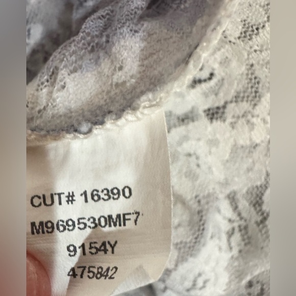 Weavevers Blue and White Fitted Long Sleeve Sheer Blouse size Small - Picture 7 of 7